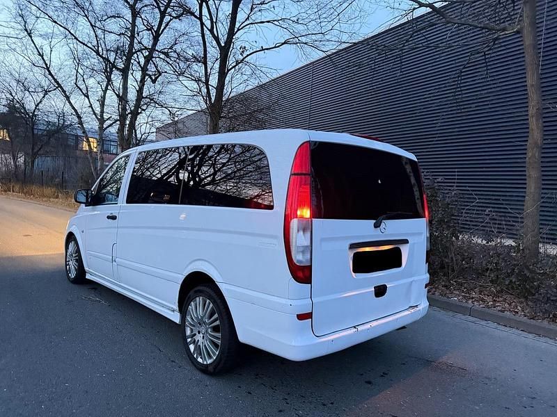 Gebraucht Mercedes Viano 224 PS (164 kW) 2012 Weiß Van / Kleinbus