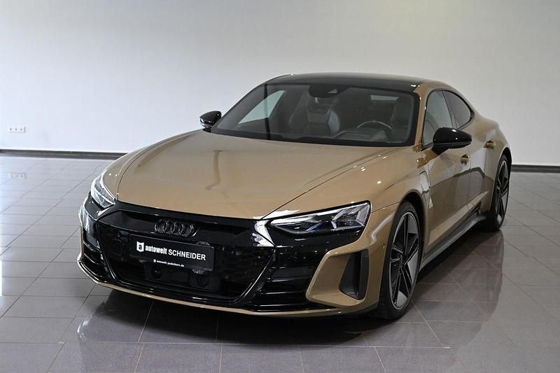 Grün Gebraucht 2022 Audi RS e-tron GT Sport Limousine | 62.750 € (Guter Preis) - Bild 1/4