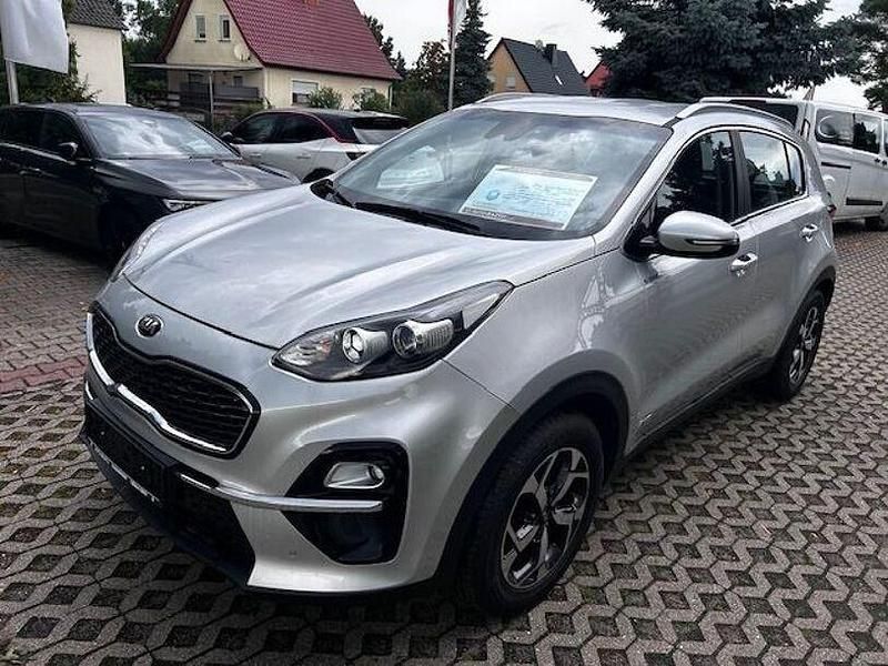 Silber Gebraucht 2019 Kia Sportage Vision SUV | 18.990 € (Etwas zu teuer) - Bild 1/4