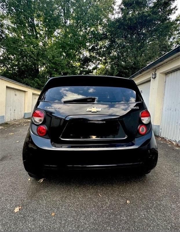Schwarz Gebraucht 2011 Chevrolet Aveo Kleinwagen | 2.700 € (Fairer Preis) - Bild 1/4