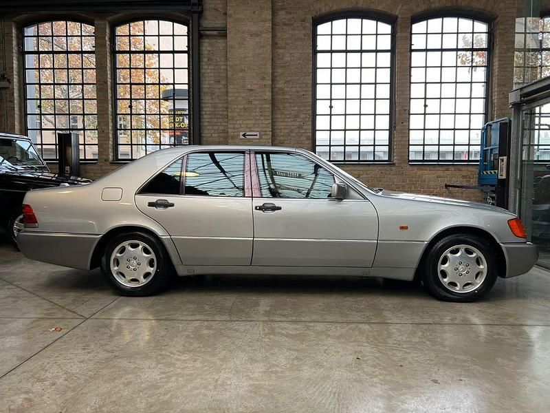 Gebraucht Mercedes S320 231 PS (169 kW) 1994 Silber Limousine
