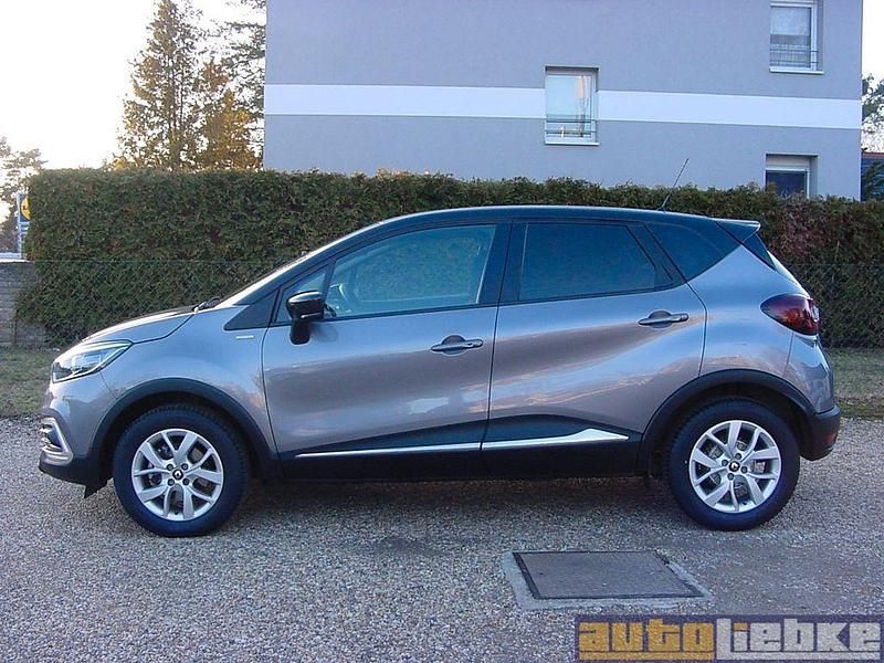 Occasion Renault Captur LIMITED 131 ch (96 kW) 2019 Gris SUV
