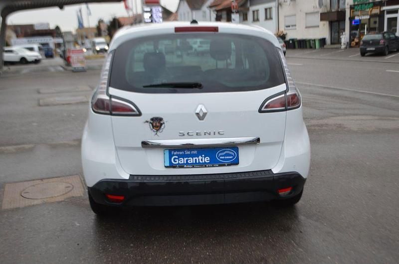 Gebraucht Renault Scénic III Bose Edition 131 PS (96 kW) 2012 Weiß Van / Kleinbus