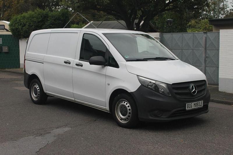 Gebraucht Mercedes Vito 102 PS (75 kW) 2019 Weiß Van