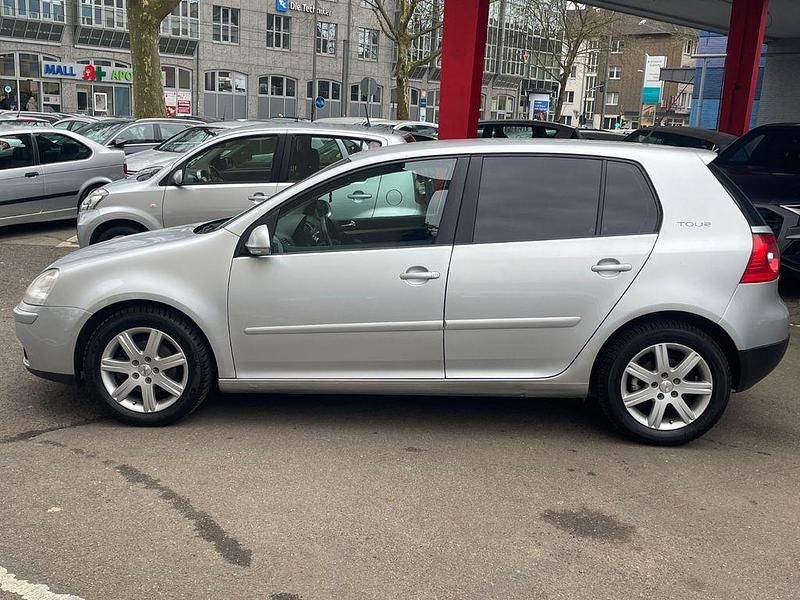 Gebraucht VW Golf V 102 PS (75 kW) 2007 Silber Limousine