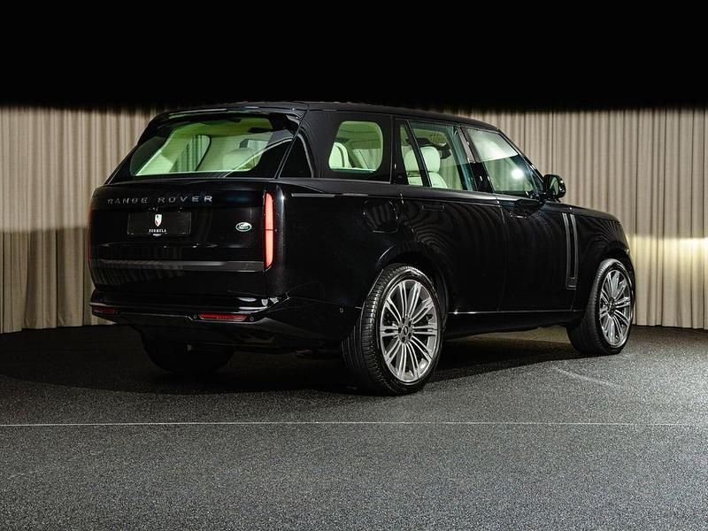 Gebraucht Land Rover Range Rover Autobiography 530 PS (389 kW) 2023 Schwarz SUV