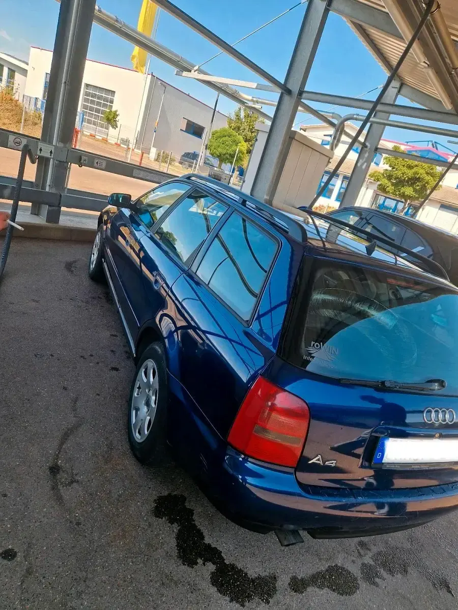 Brugt Audi A4 125 HK (91 kW) 1998 Blå Stationcar
