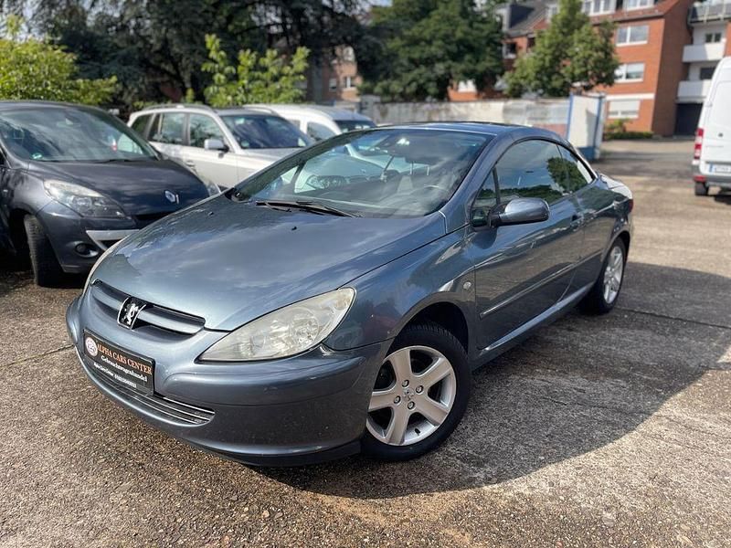 Grau Gebraucht 2004 Peugeot 307 CC Cabrio | 3.490 € (Etwas zu teuer) - Bild 1/4