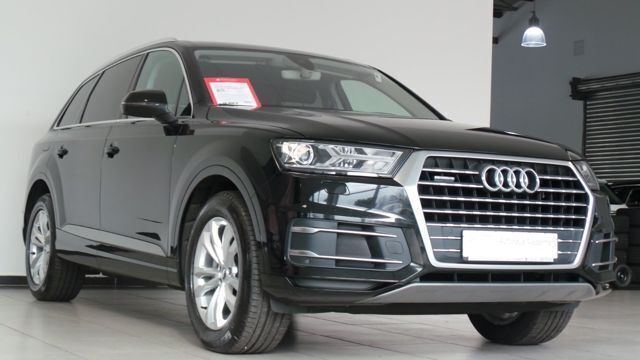 Gebraucht Audi Q7 Ambiente 272 PS (200 kW) 2015 Schwarz metallic SUV