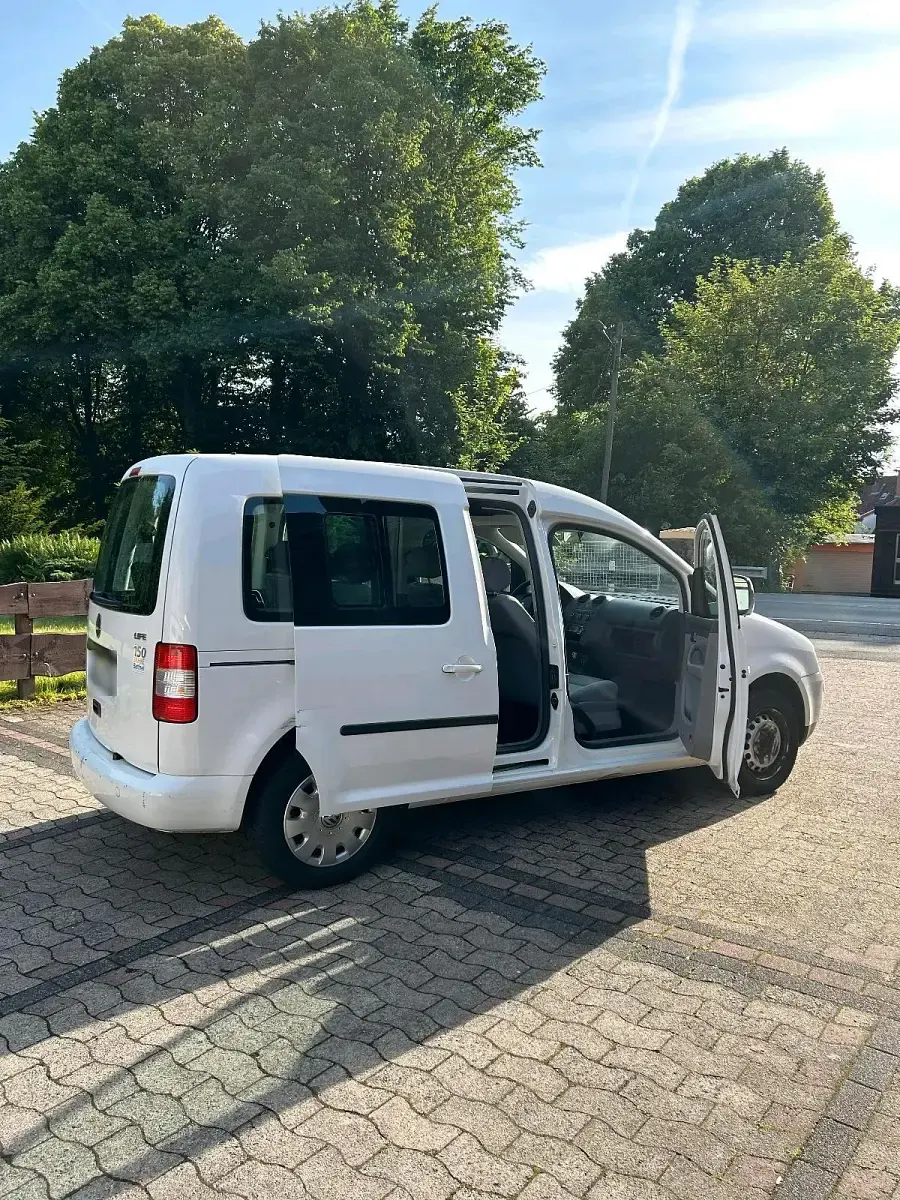 Gebraucht VW Caddy Life 75 PS (55 kW) 2009 Weiß Van / Kleinbus