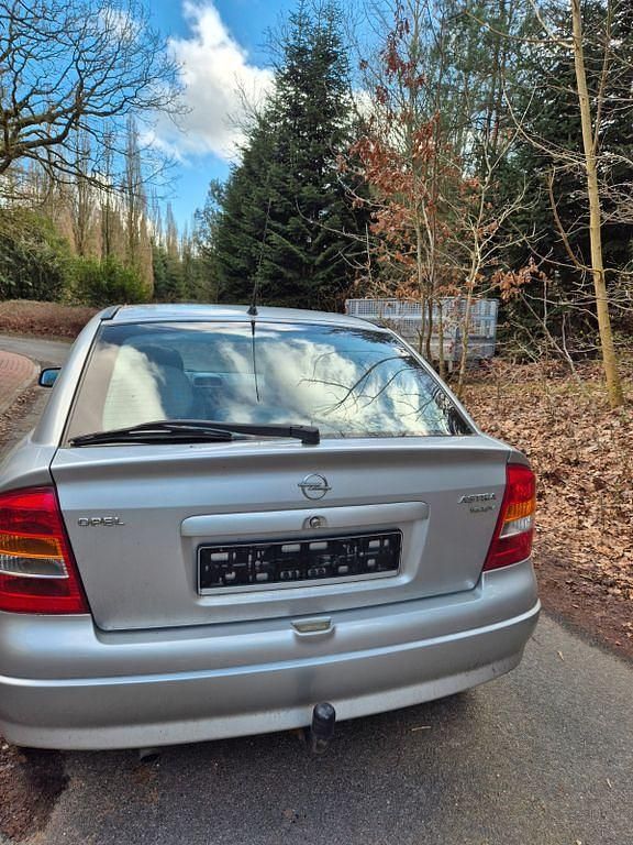 Gebraucht Opel Astra 75 PS (55 kW) 2001 Limousine