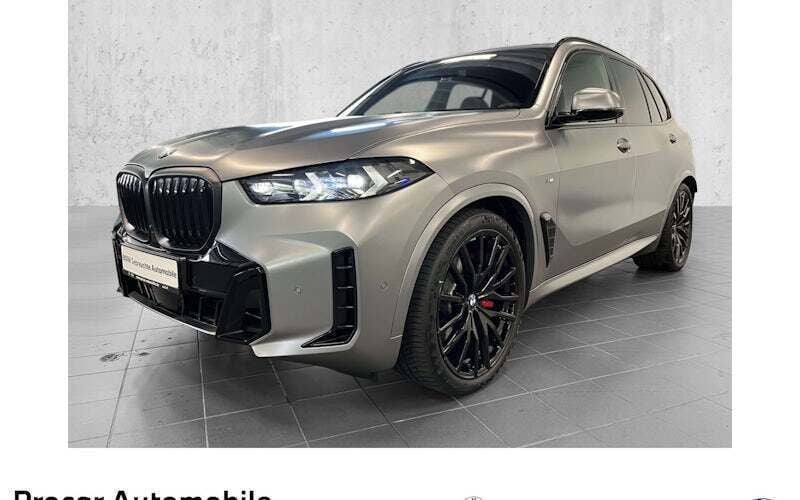 Grau Gebraucht 2024 BMW X5 Comfort Edition SUV | 91.850 € (Fairer Preis) - Bild 1/4