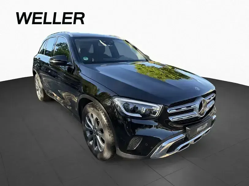 Gebraucht Mercedes GLC300 245 PS (180 kW) 2019 Schwarz SUV