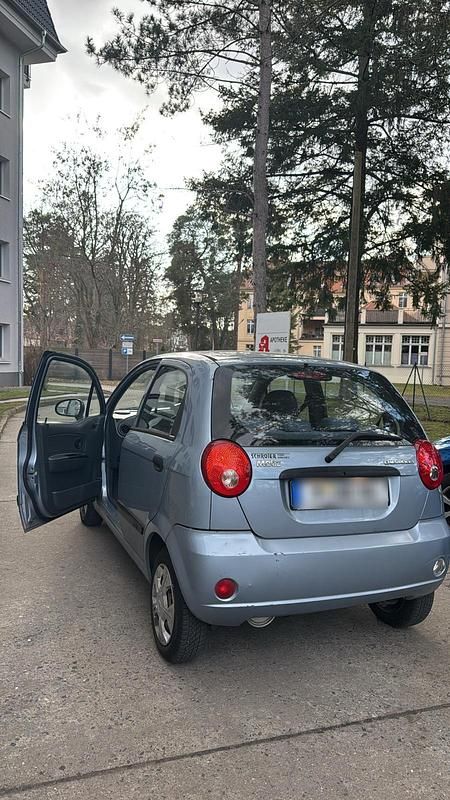 Gebraucht Chevrolet Matiz 55 PS (40 kW) 2010 Blau Kleinwagen
