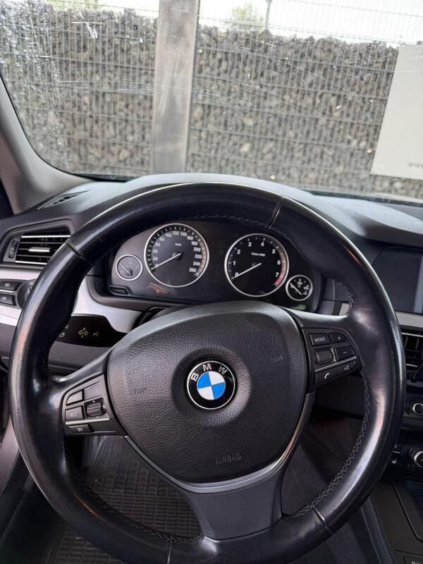 Braun Gebraucht 2010 BMW 523 Limousine | 10.800 € (Etwas zu teuer) - Bild 1/4