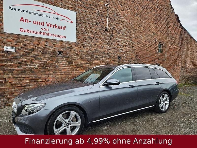 Gebraucht Mercedes E350 Avantgarde 258 PS (189 kW) 2018 Grau Limousine