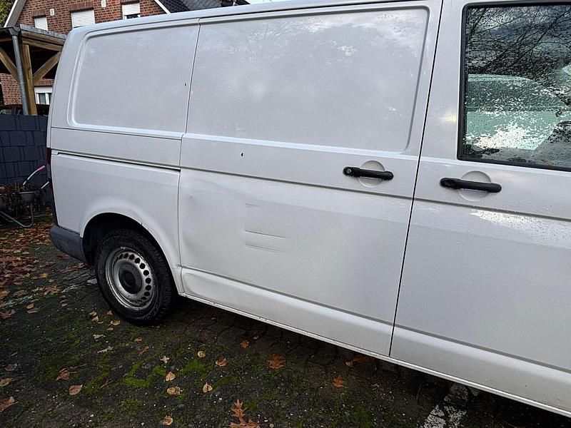Gebraucht VW Transporter 102 PS (75 kW) 2011 Weiß Van