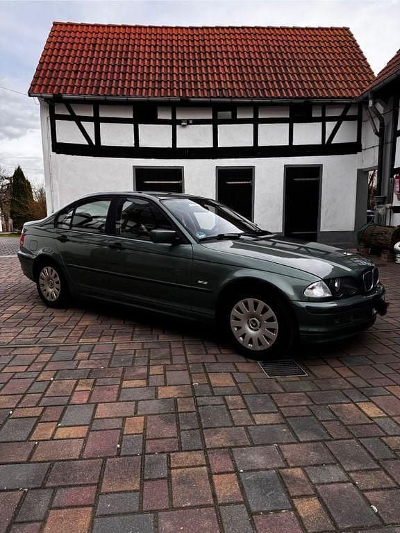 Gebraucht BMW 316 105 PS (77 kW) 2000 Grün Limousine