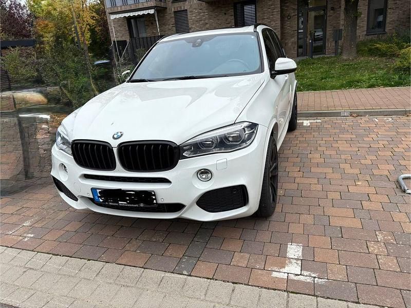 Weiß Gebraucht 2018 BMW X5 Sport Line SUV | 38.000 € (Fairer Preis) - Bild 1/4