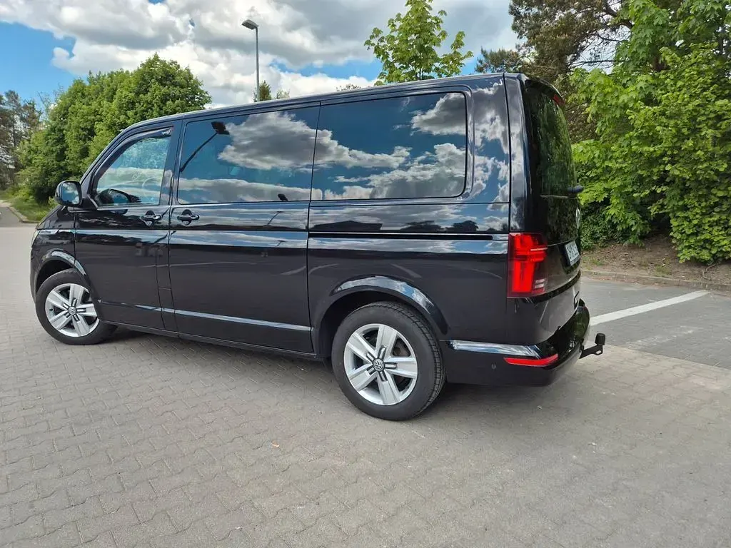 Gebraucht VW Multivan 204 PS (150 kW) 2021 Schwarz Van / Kleinbus