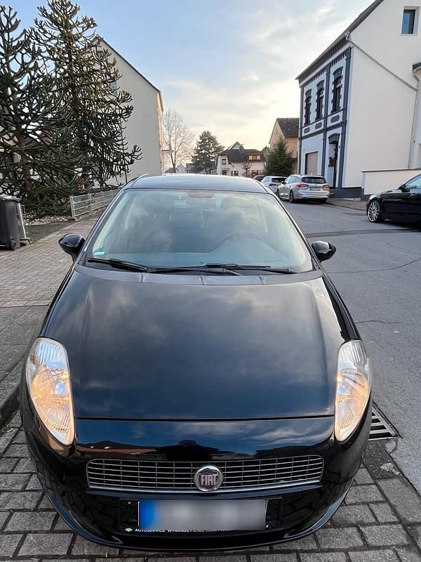 Gebraucht Fiat Punto 77 PS (56 kW) 2008 Schwarz Kleinwagen