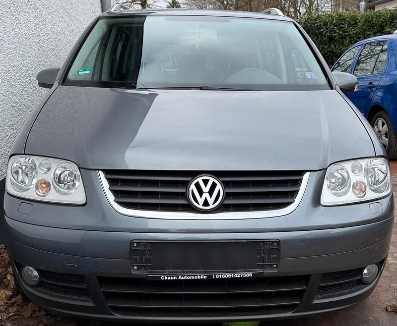 Gebraucht VW Touran 115 PS (84 kW) 2005 Grau Van / Kleinbus
