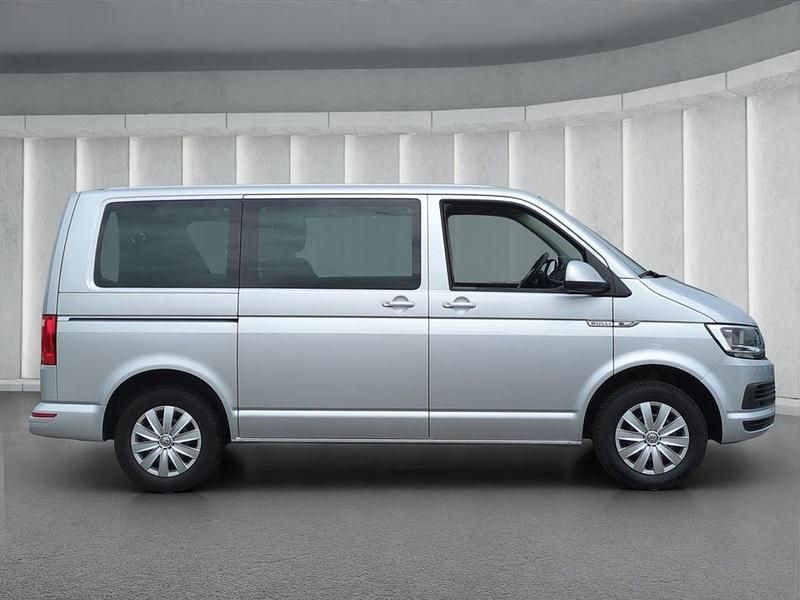 Gebraucht VW Caravelle 150 PS (110 kW) 2019 Silber Van / Kleinbus