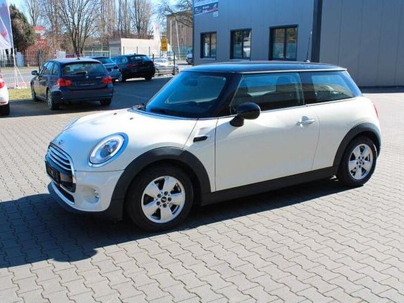 Second-hand Mini Cooper 136 CP (100 kW) 2015 Alb Hatchback