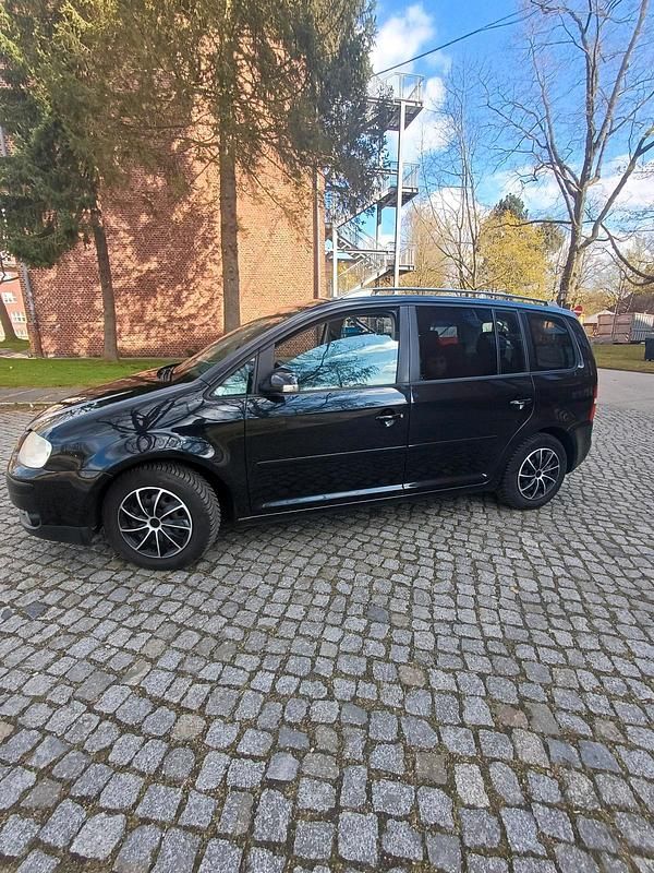 Gebraucht VW Touran 115 PS (84 kW) 2006 Schwarz Van / Kleinbus