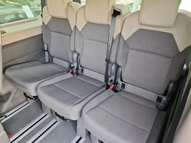 Neu VW T7 Life 150 PS (110 kW) 2026 Silber Van