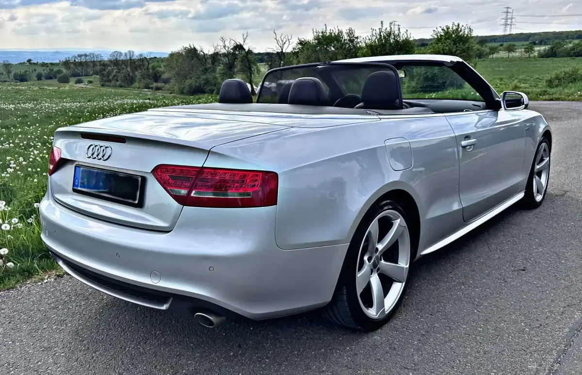 Gebraucht Audi A5 Cabriolet S-Line 240 PS (176 kW) 2010 Silber Cabrio