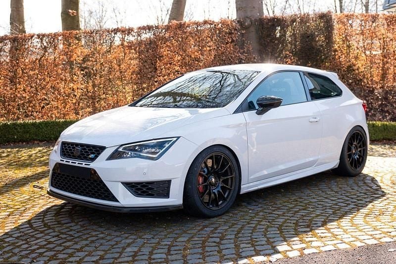 Usata Seat Leon CUPRA 360 CV (264 kW) 2016 Bianco Utilitaria