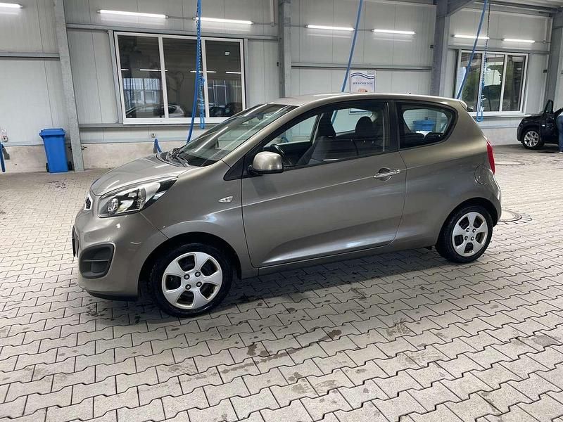 Gebraucht Kia Picanto Edition 7 67 PS (49 kW) 2015 Titaniumsilber met. Kleinwagen