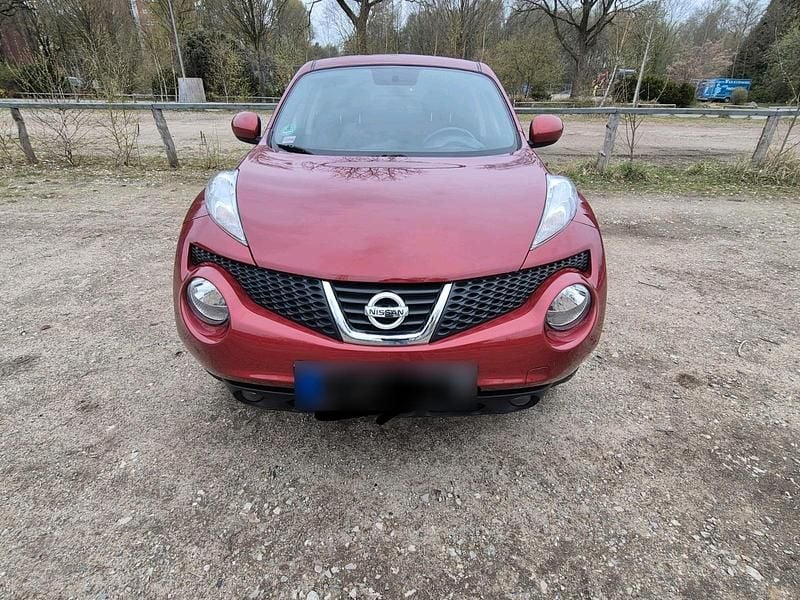 Gebraucht Nissan Juke 117 PS (86 kW) 2011 Rot SUV