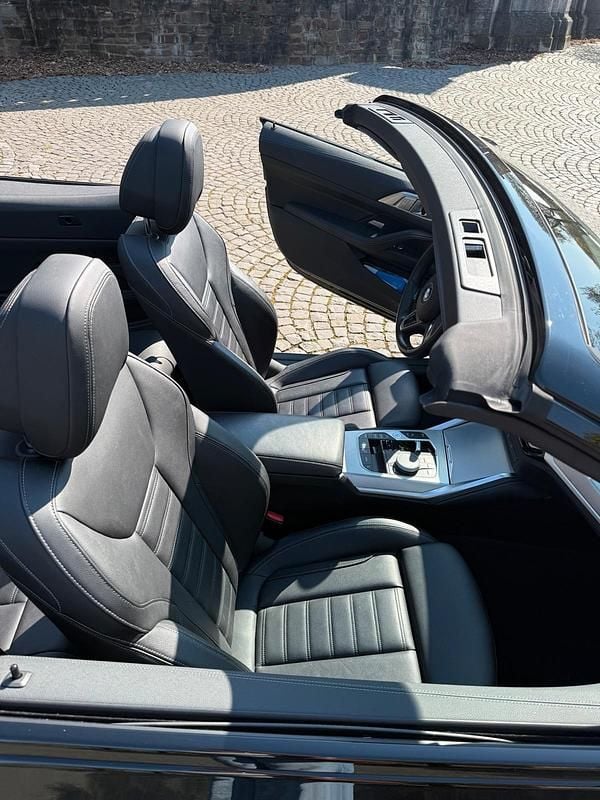 Gebraucht BMW 420 184 PS (135 kW) 2023 Schwarz Cabrio