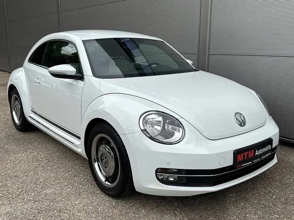 Gebraucht VW Beetle Cup 105 PS (77 kW) 2015 Weiß Kleinwagen