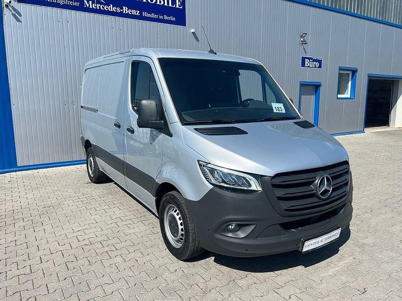 Używany Mercedes Sprinter 143 KM (105 kW) 2019 Srebrny Van