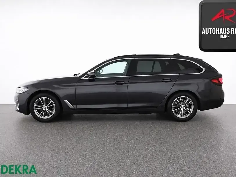 Gebraucht BMW 520 Luxury Line 190 PS (139 kW) 2023 Grau Limousine