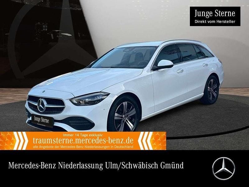 Weiß Gebraucht 2024 Mercedes C180 Avantgarde Limousine | 33.890 € (Superpreis) - Bild 1/3