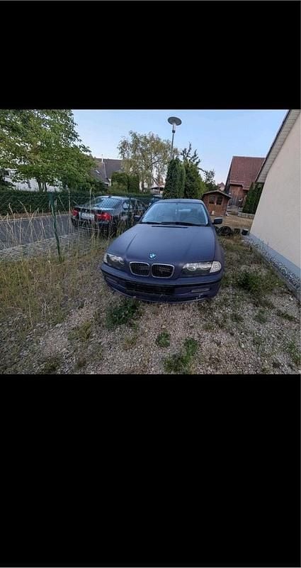 Andere farben Gebraucht 2000 BMW 320 Limousine | 1.750 € (Superpreis) - Bild 1/4
