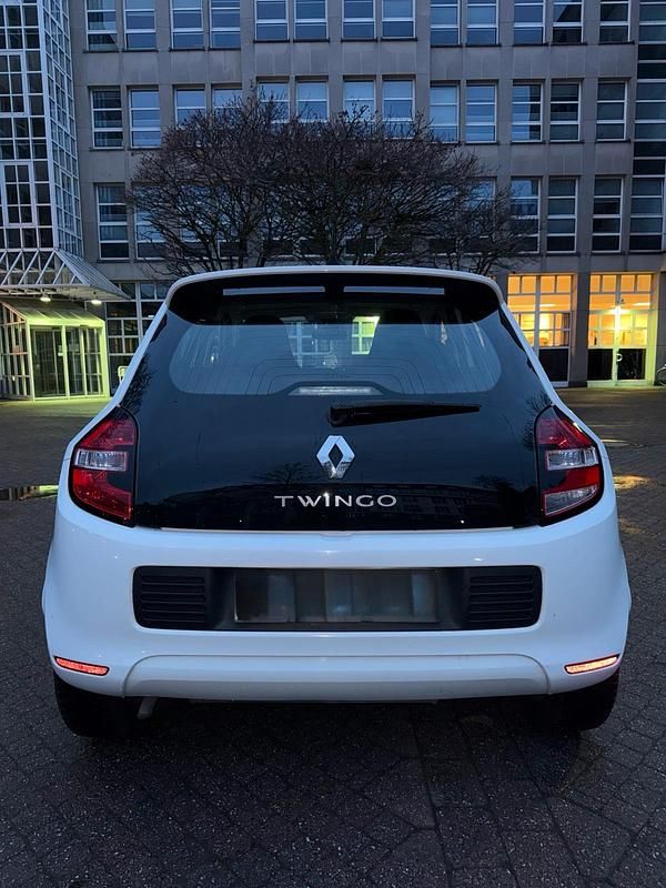 Gebraucht Renault Twingo 71 PS (52 kW) 2015 Weiß Kleinwagen