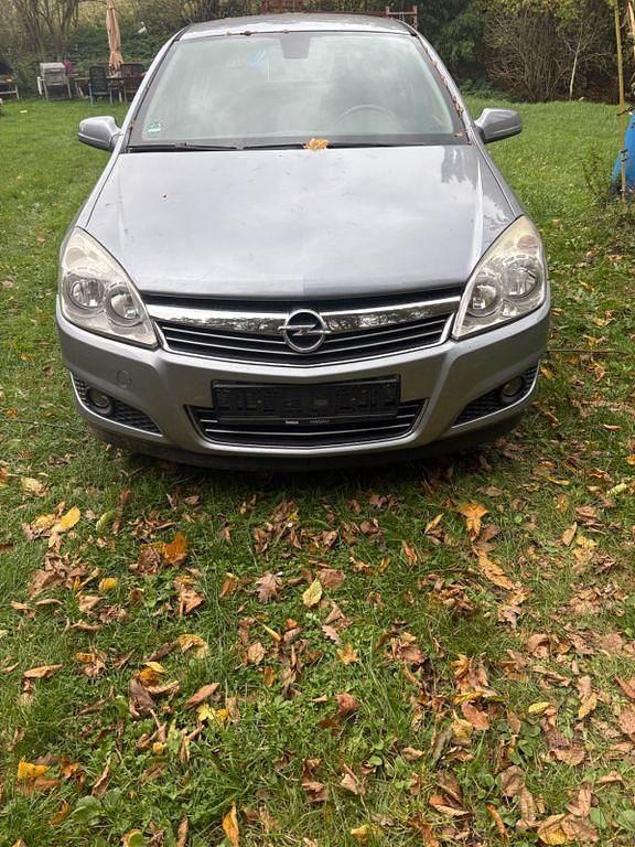 Silber Gebraucht 2007 Opel Astra Limousine | 1.100 € (Superpreis) - Bild 1/4