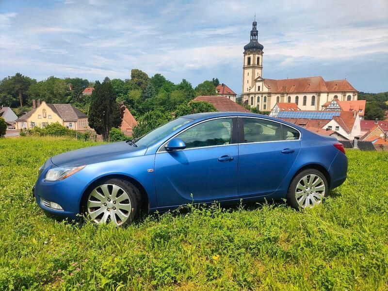 Blau Gebraucht 2010 Buick Regal Limousine | 3.500 € - Bild 1/4