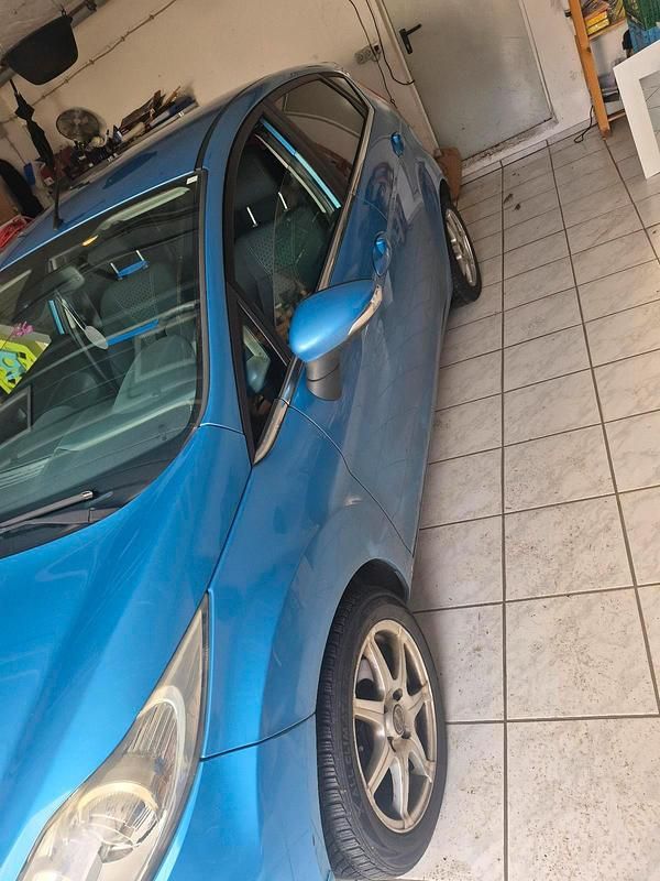 Gebraucht Ford Fiesta 98 PS (72 kW) 2008 Blau Kleinwagen