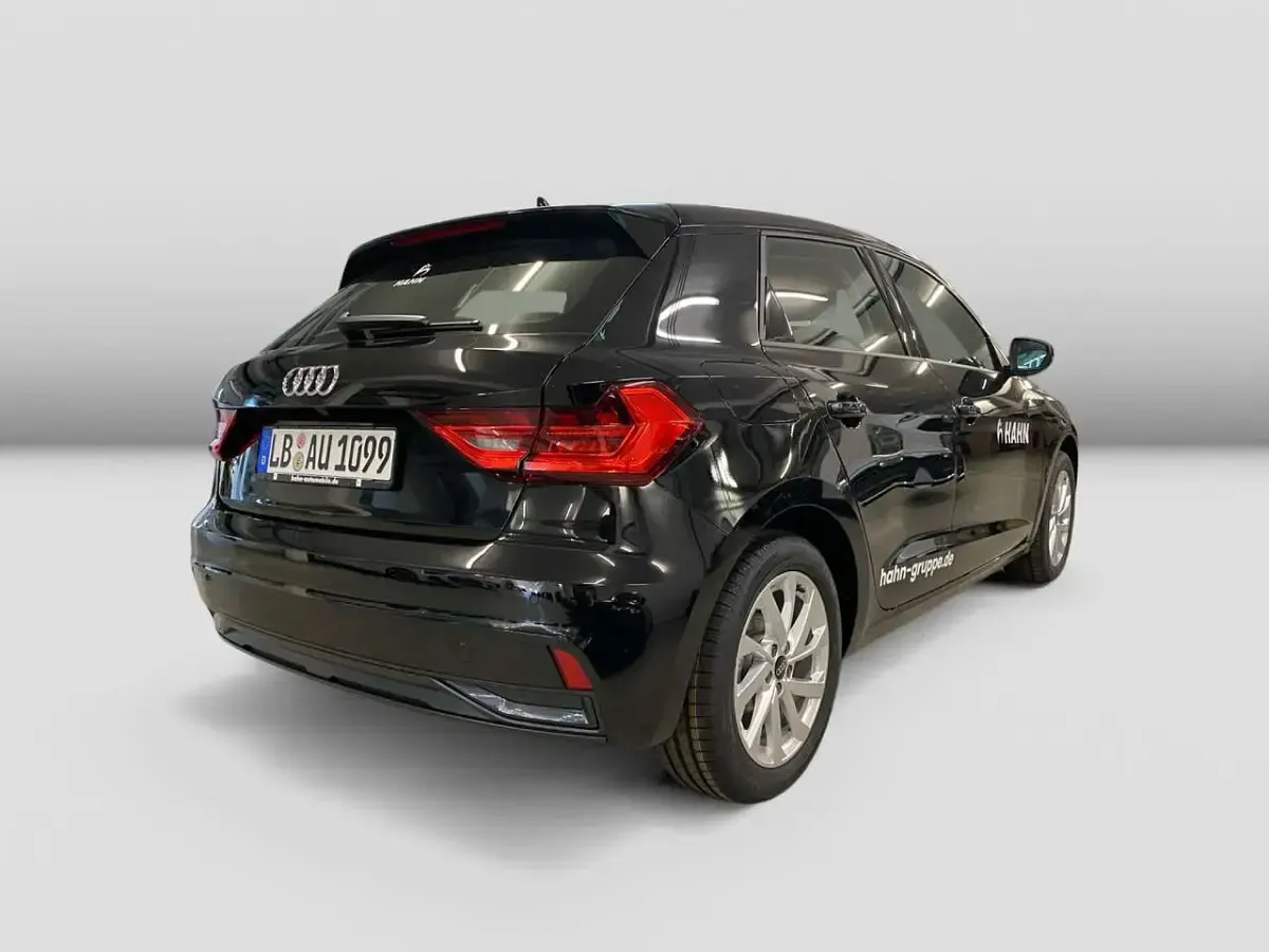 Gebraucht Audi A1 Advanced Plus 116 PS (85 kW) 2026 Mythosschwarz metallic SUV
