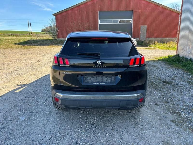 Gebraucht Peugeot 3008 Active 120 PS (88 kW) 2016 Schwarz SUV