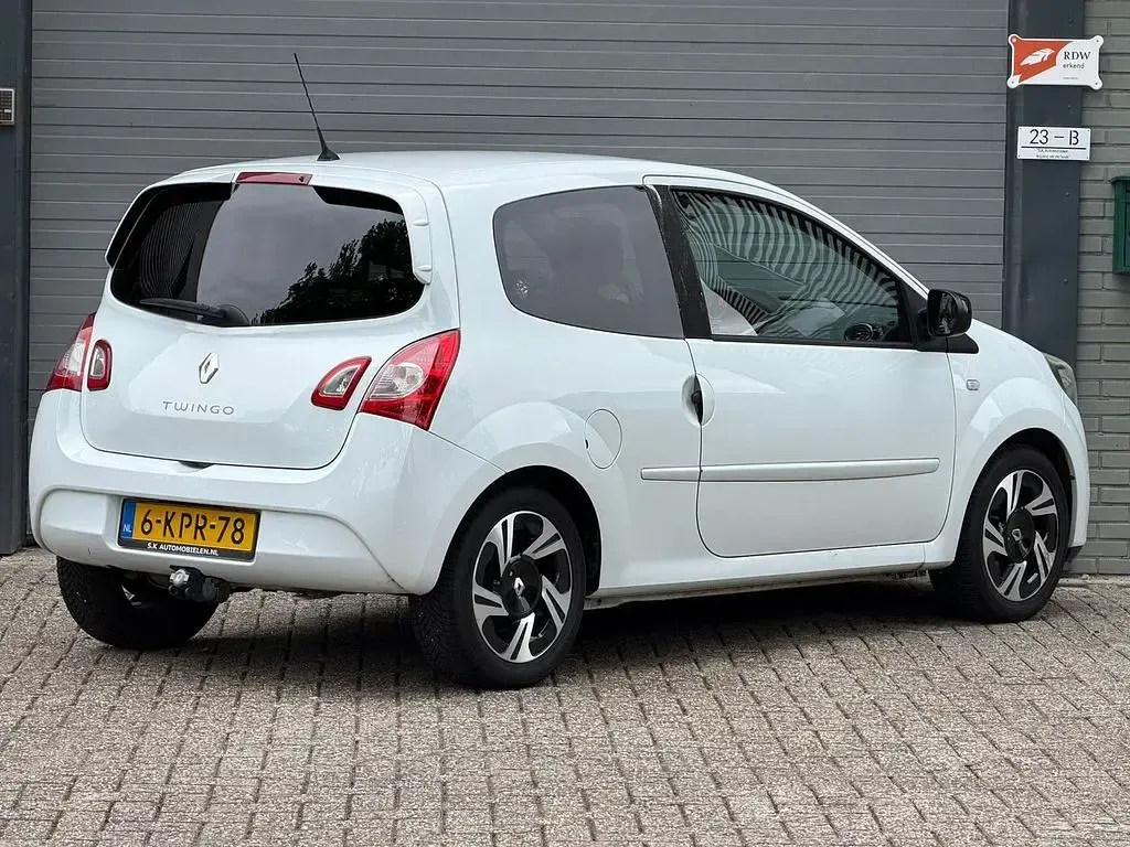 Gebraucht Renault Twingo Dynamique 75 PS (55 kW) 2013 Weiß Kleinwagen
