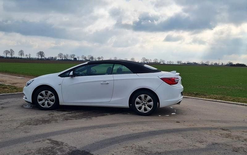 Gebraucht Opel Cascada Innovation 170 PS (125 kW) 2017 Weiß Cabrio