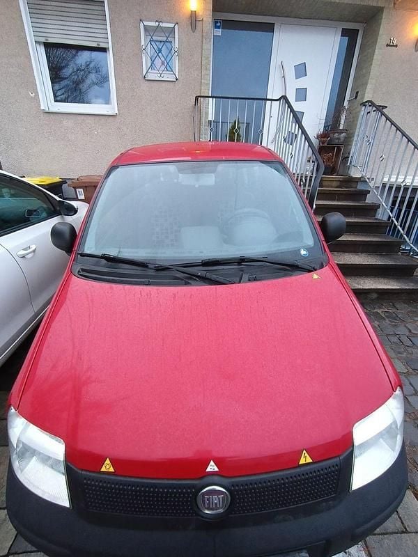 Rot Gebraucht 2010 Fiat Panda Kleinwagen | 1.650 € (Fairer Preis) - Bild 1/4