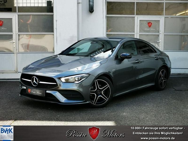 Grau Gebraucht 2021 Mercedes CLA180 AMG Limousine | 29.990 € (Fairer Preis) - Bild 1/4